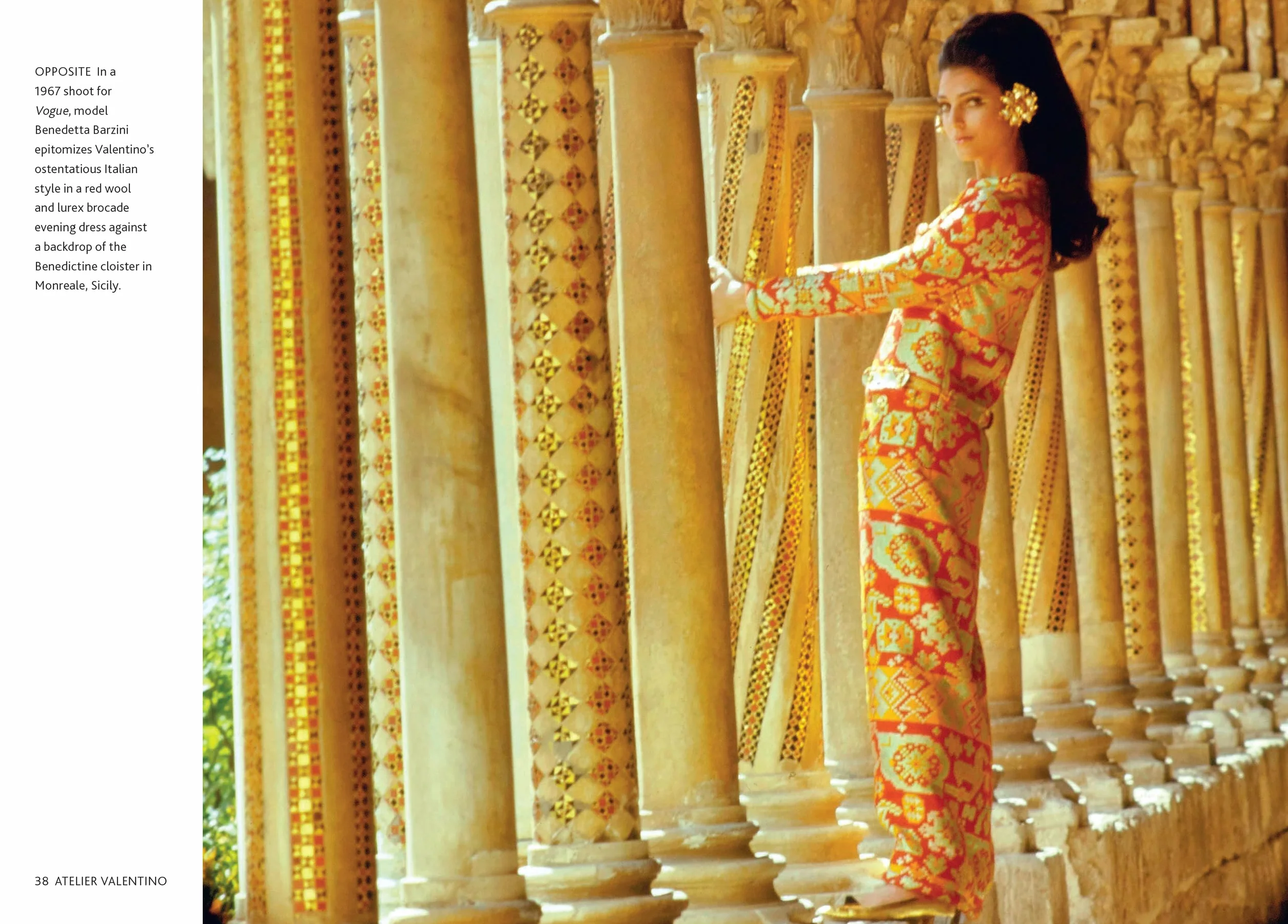 Little Guides to Style Collection: The History of Eight Fashion Icons: 4